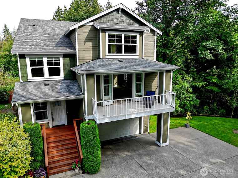 Photo of 20208 81st Pl NE Kenmore, WA 98028