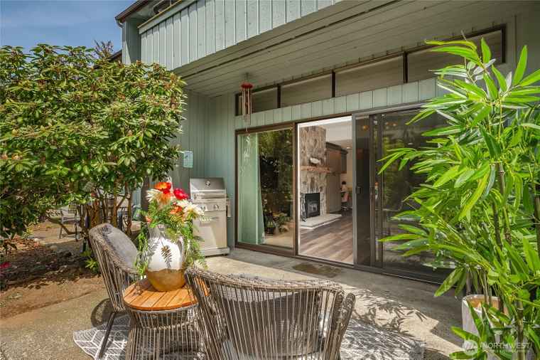 Photo of 7806 Birch Bay Dr #301 Blaine, WA 98230