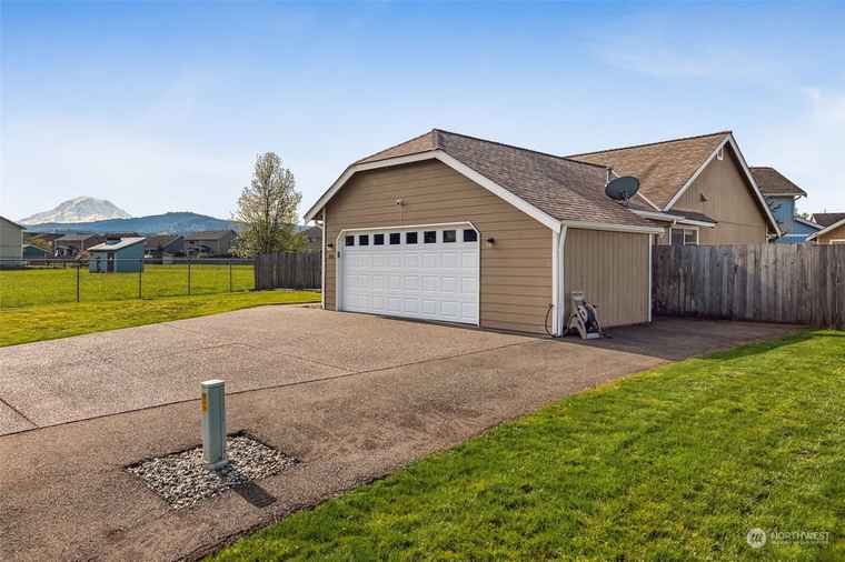 Photo of 314 Icey St SW Orting, WA 98360