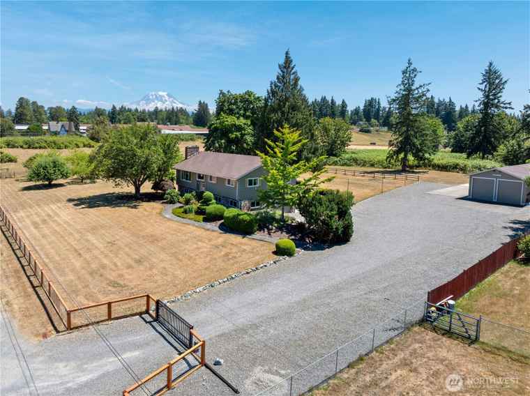 Photo of 11112 234th St E Graham, WA 98338