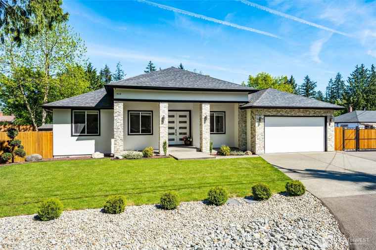 Photo of 919 108th Ave E Edgewood, WA 98372