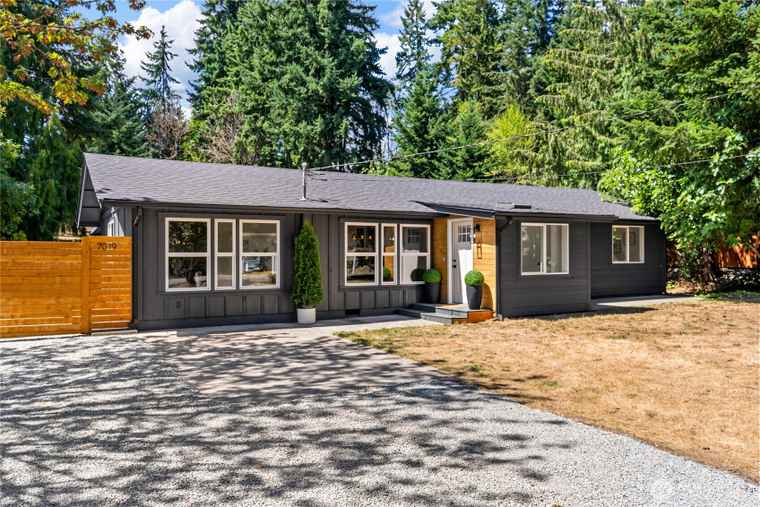 Photo of 7019 185th Ave E Bonney Lake, WA 98391