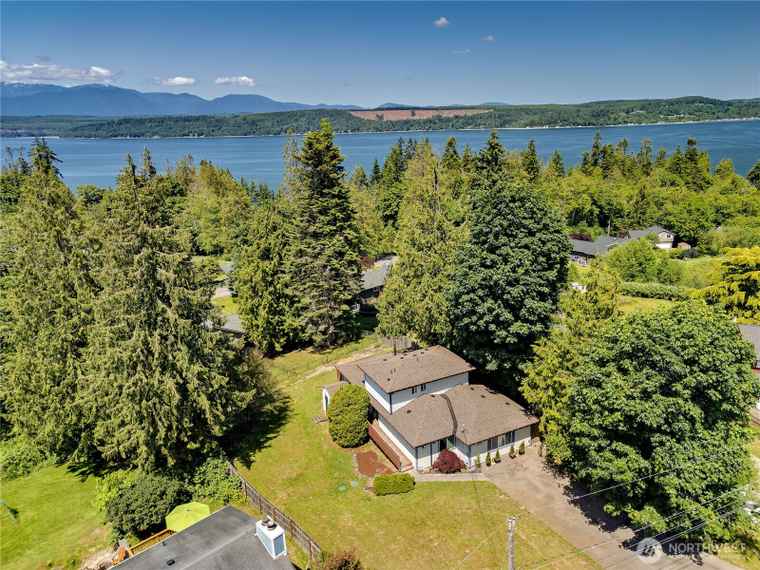 Photo of 26437 Circle Dr NW Poulsbo, WA 98370