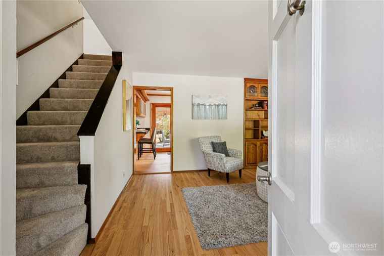 Photo of 22508 58th Ave W Mountlake Terrace, WA 98043