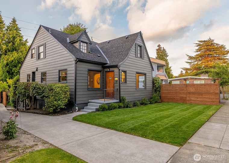 Photo of 615 N J St Tacoma, WA 98403