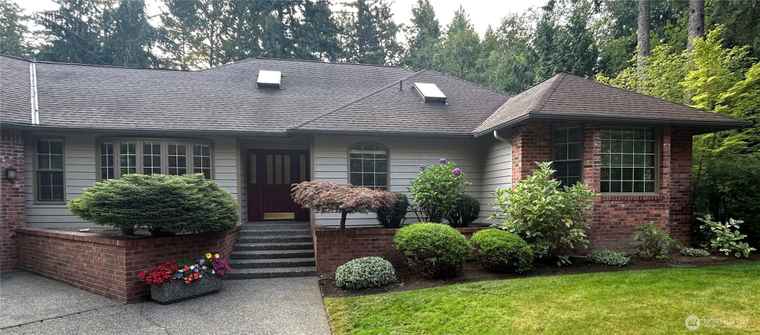 Photo of 13003 Foxglove Dr NW Gig Harbor, WA 98332