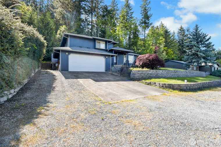 Photo of 316 Antonie Ave N Eatonville, WA 98328
