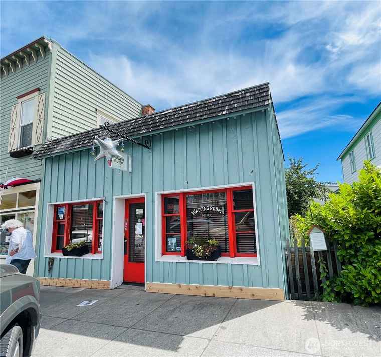 Photo of 255 Spring St #255 Friday Harbor, WA 98250