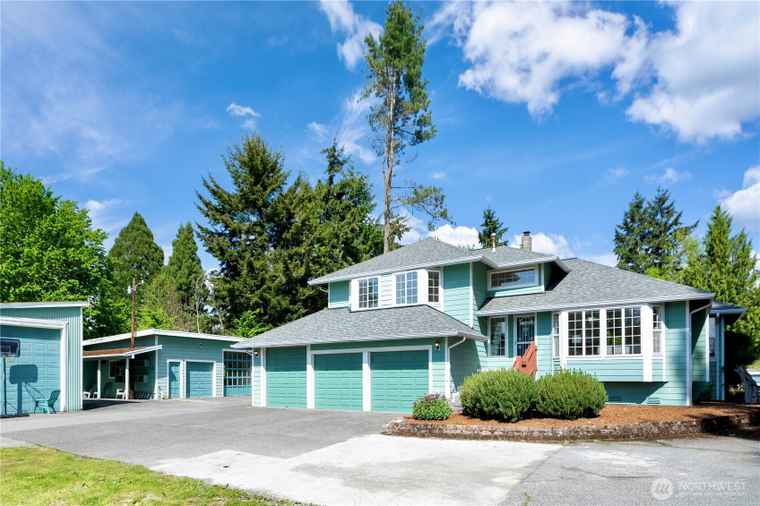 Photo of 7718 NE 183rd St Kenmore, WA 98028