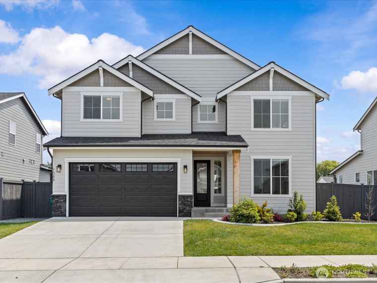 Photo of 1089 Lindenberger Ln Enumclaw, WA 98022