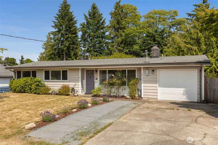 Photo of 21216 30th Ave S SeaTac, WA 98198