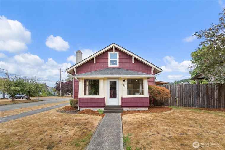 Photo of 92 SW 2nd St Chehalis, WA 98532