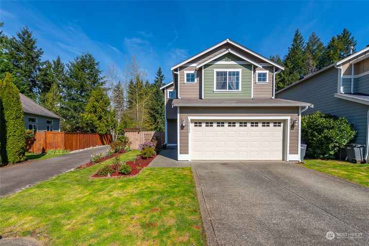 Photo of 22436 SE 243rd St Maple Valley, WA 98038