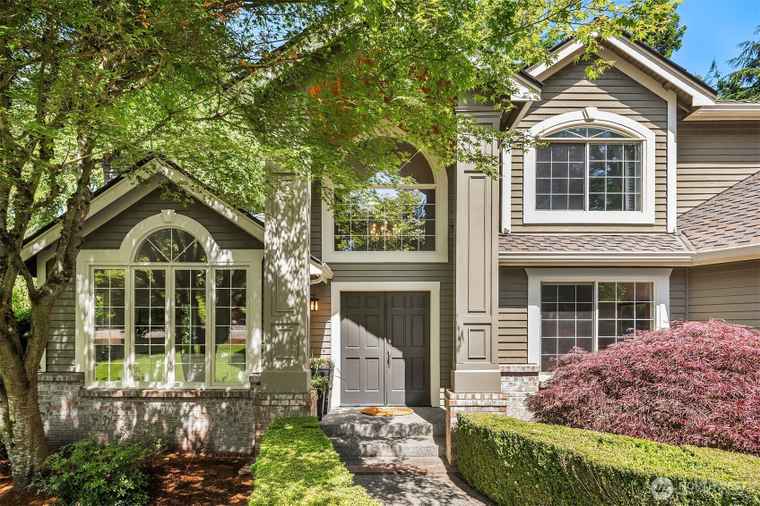 Photo of 1308 233rd Ave SE Sammamish, WA 98075