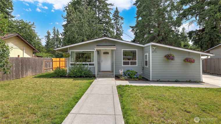 Photo of 16711 SE 268 St Covington, WA 98042