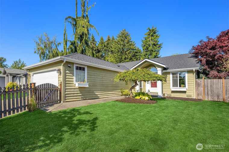 Photo of 1629 Meadow Pl Snohomish, WA 98290