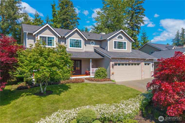 Photo of 25130 235th Way SE Maple Valley, WA 98038