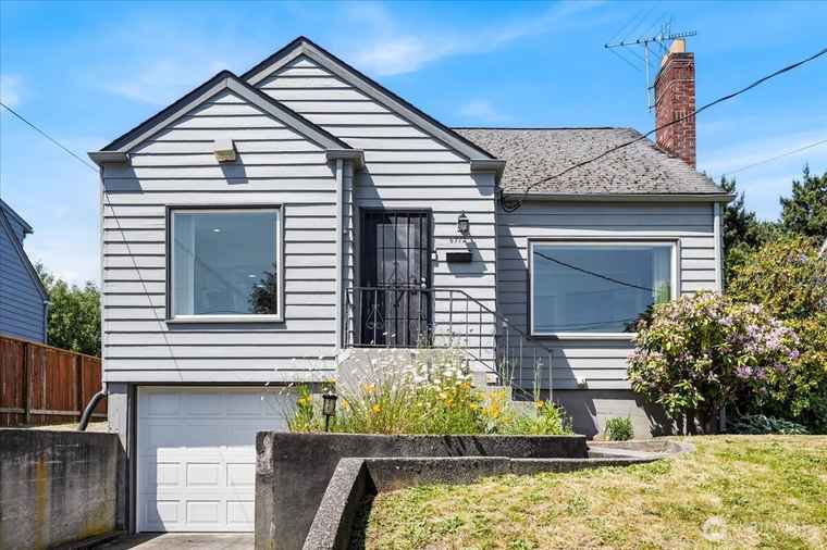 Photo of 6712 A St Tacoma, WA 98408