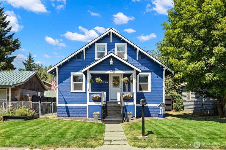 Photo of 312 W Second St Cle Elum, WA 98922