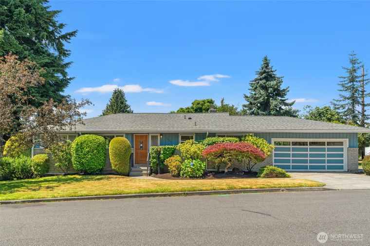 Photo of 1226 Coronado Pl Edmonds, WA 98020