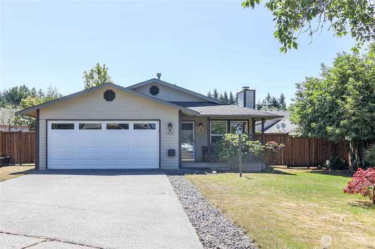 Photo of 1339 SW 351st St Federal Way, WA 98023