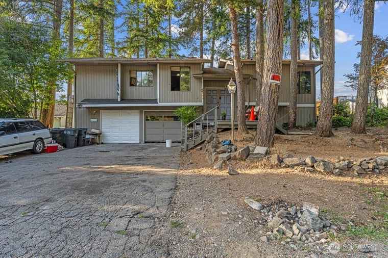 Photo of 604 Terrace Blvd Shelton, WA 98584