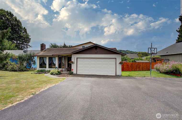 Photo of 4325 Ohio St Longview, WA 98632