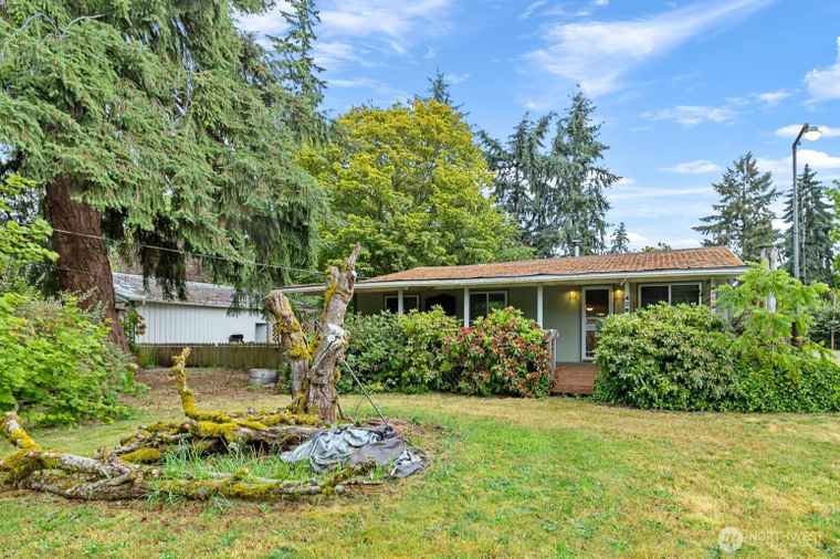 Photo of 429 170th St S Spanaway, WA 98387