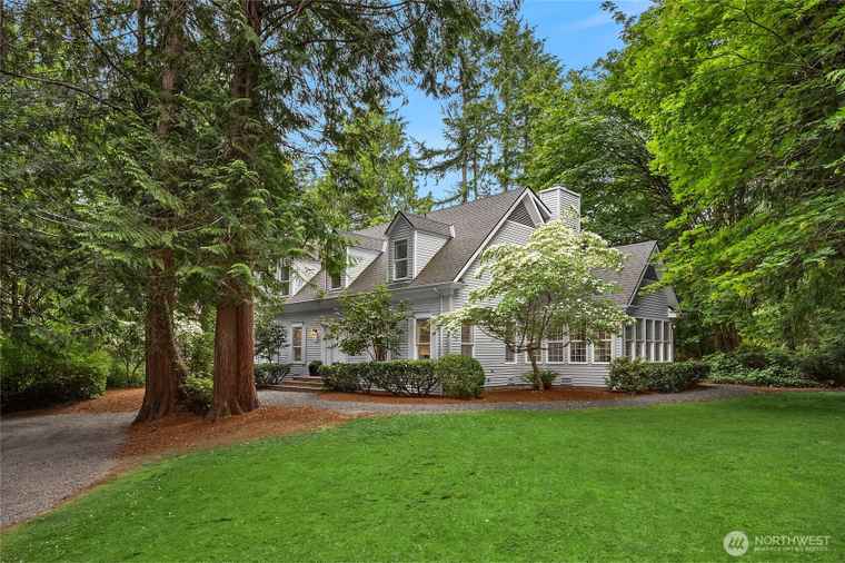 Photo of 7089 NE Bay Hill Rd Bainbridge Island, WA 98110