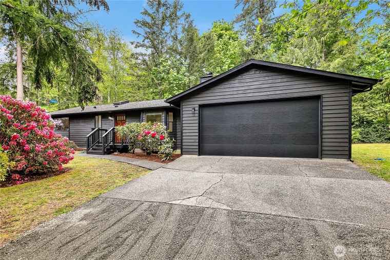 Photo of 25819 Witte Rd SE Maple Valley, WA 98038