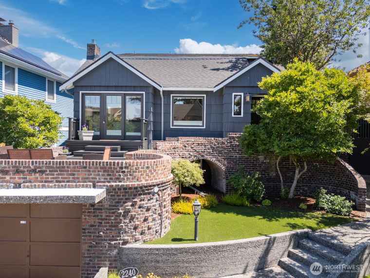 Photo of 2240 Prescott Ave SW Seattle, WA 98126