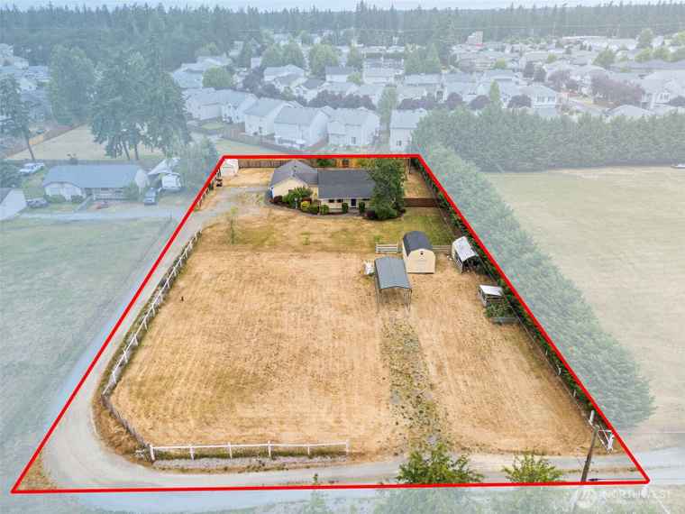 Photo of 1815 181st St E Spanaway, WA 98387