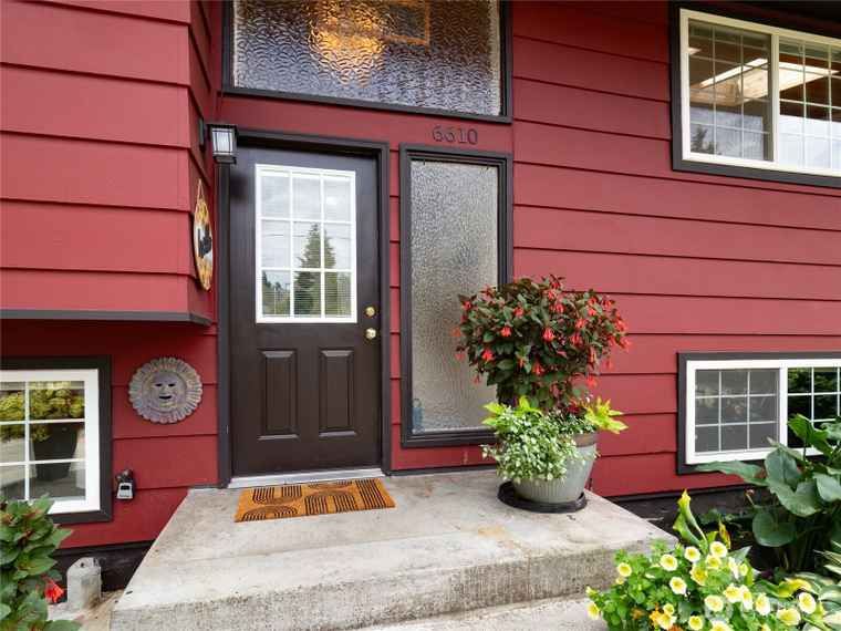 Photo of 6610 182nd St SW Lynnwood, WA 98037