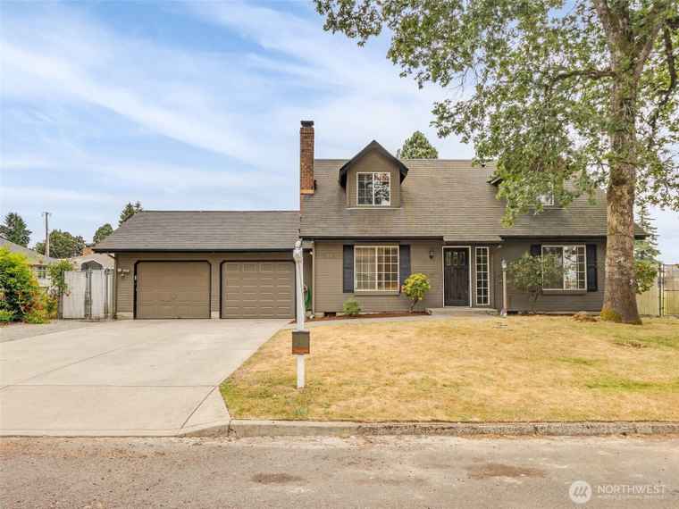Photo of 611 NW 4th Pl Battle Ground, WA 98604