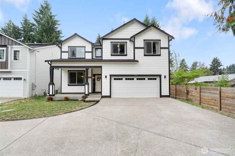 Photo of 6521 Huron Ln SE Tumwater, WA 98501