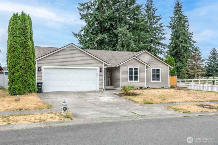 Photo of 14950 Prairie Vista Loop Yelm, WA 98597