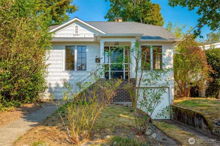 Photo of 5412 Kensington Pl N Seattle, WA 98103