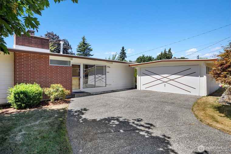 Photo of 21411 14th Ave S Des Moines, WA 98198