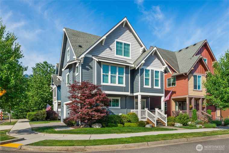 Photo of 795 NE 2nd St North Bend, WA 98045