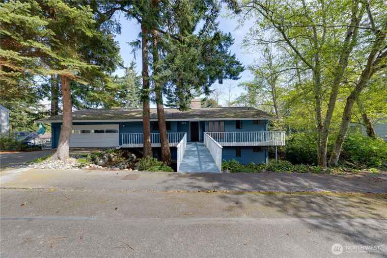 Photo of 478 SW Judson Dr Oak Harbor, WA 98277