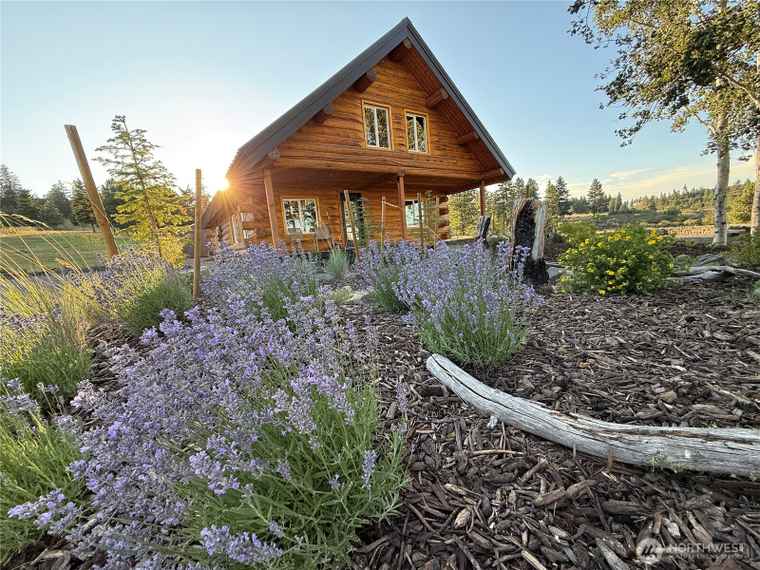 Photo of 1181 Elk Heights Rd Cle Elum, WA 98922