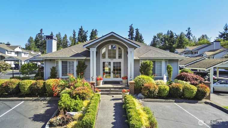 Photo of 23317 Cedar Way Unit L201 Mountlake Terrace, WA 98043