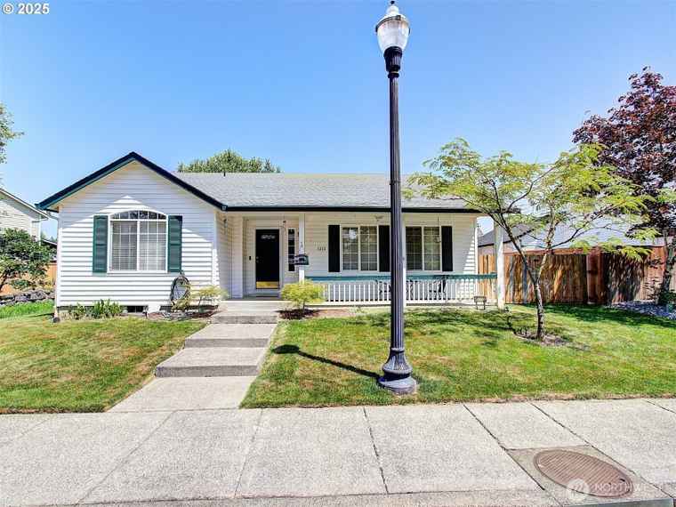 Photo of 1313 NE 17th Ave Battle Ground, WA 98604