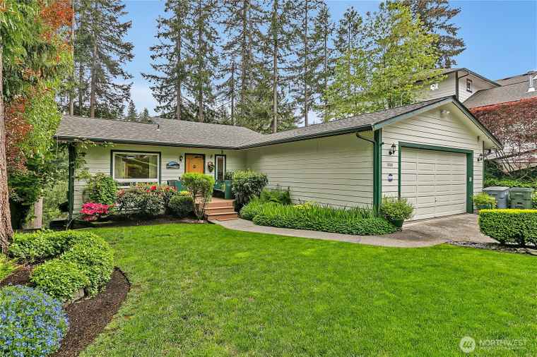 Photo of 18601 68th St E Bonney Lake, WA 98391