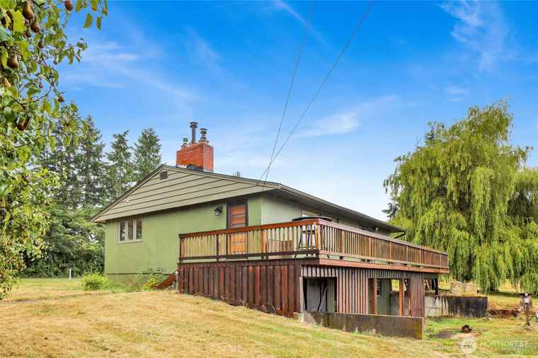 Photo of 4516 Lincoln Rd Blaine, WA 98230