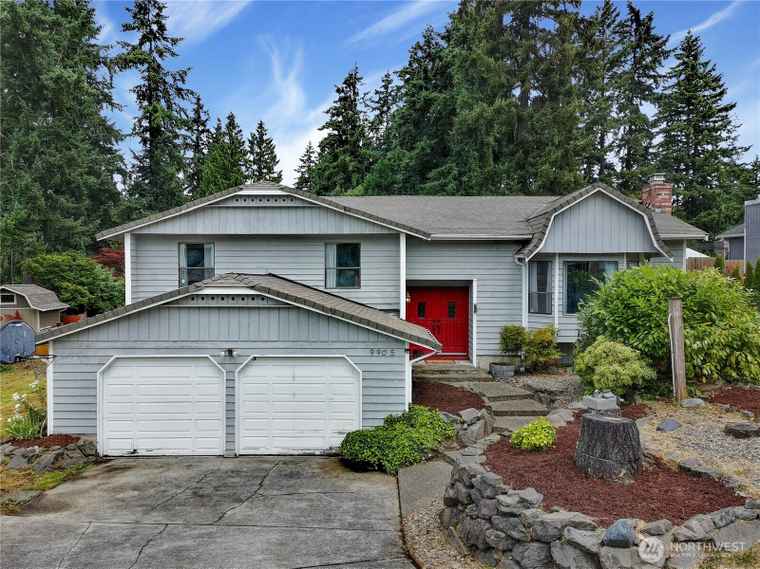 Photo of 9905 157th St E Puyallup, WA 98375