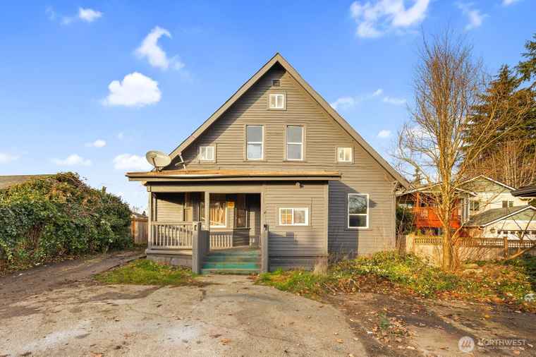 Photo of 5360 S Wallace St Seattle, WA 98178