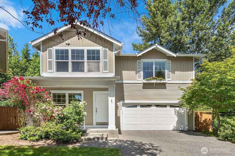 Photo of 36526 SE Forest St Snoqualmie, WA 98065