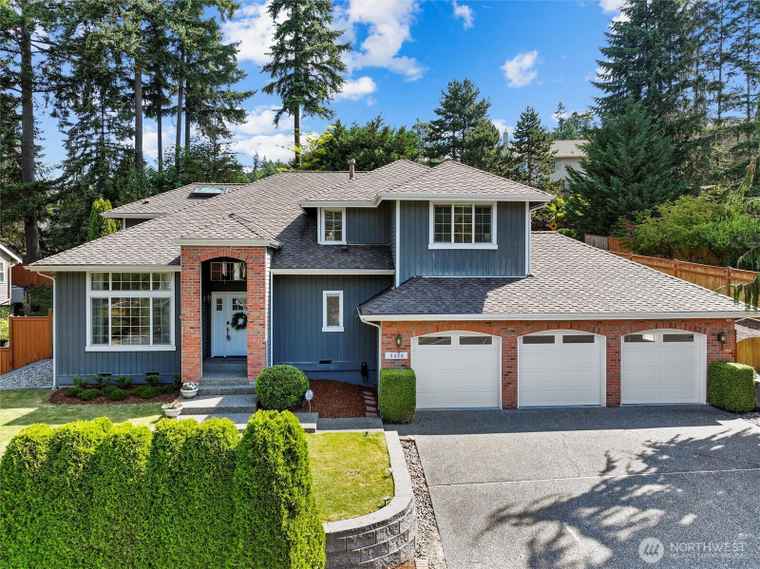 Photo of 8426 135th Ave SE Newcastle, WA 98059