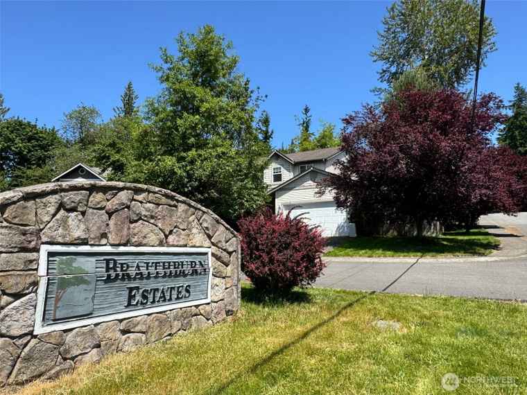 Photo of 26518 NE Kennedy Dr Duvall, WA 98019